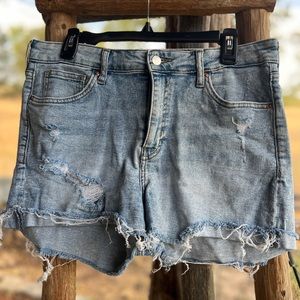 H&M | Distressed Denim Shorts